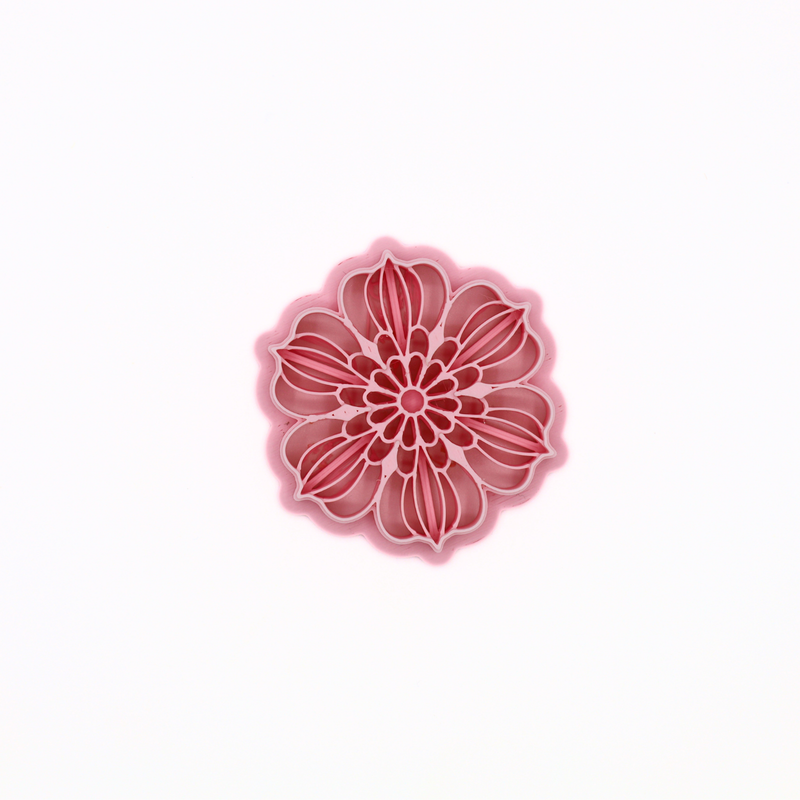 Mandala Cutter Vol. 1 – Layered Petal Mandala – Klei Cutter-zoom-